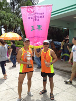 Mr. Hon Wai-shing (left) and his teammates won the 1st Runner-up in a Dragon Boat Competition 2012 at Sha Tin
